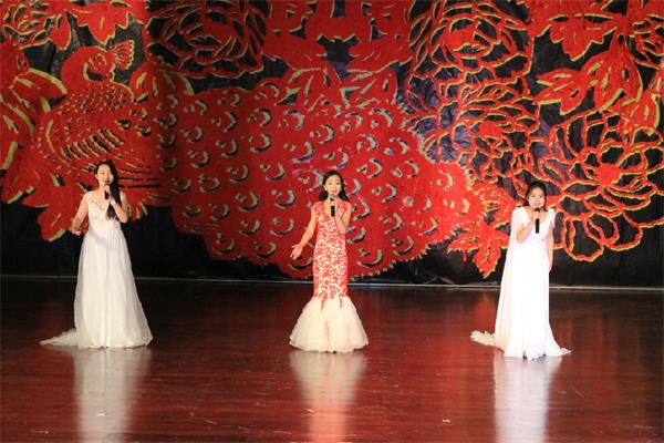 晚会1.jpg